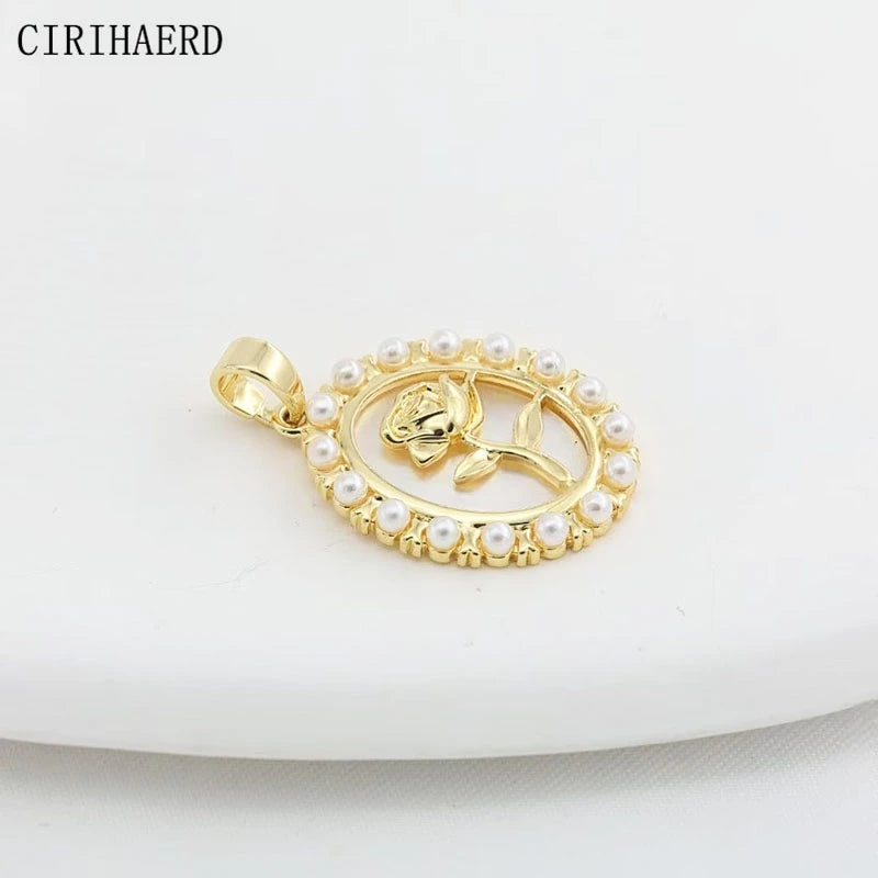 Women's Necklace Pendants Various Styles Of 14K Gold Plated Brass Metal Fashion Pendant DIY Jewelry Necklaces Making Accessories