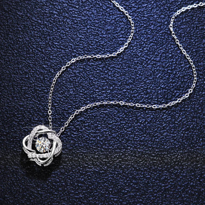 Pendants 0.5ct Moissanite Diamond Necklace for Women Platinum Beating Heart Collarbone Chain Wedding Bridal Diamond Jewelry